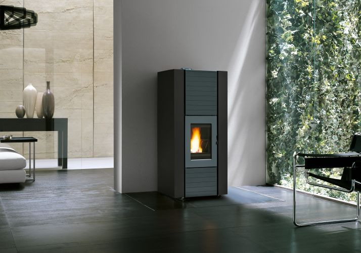 martina-idro-lux-15-crna.jpeg MARTINA IDRO LUX 15kW - Slika 1